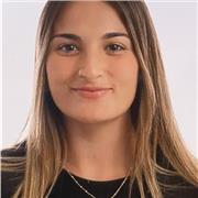 Soy estudiante de Derecho y profesora en mis ratos libres. Imparto clases de refuerzo y aprendizaje a infantil y primaria